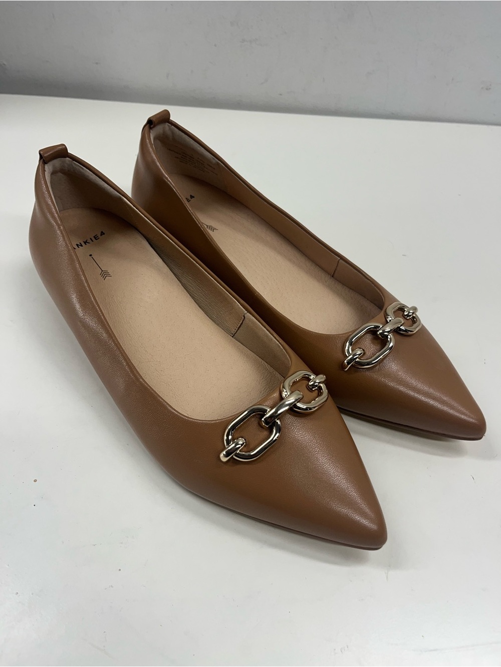 NEW FRANKIE4 Women's London Tan Pointed Toe Flat Size 9